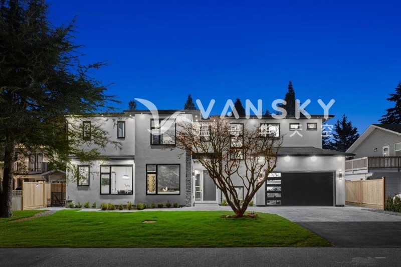 240618114412_Exterior - 14273 Vine Ave in White Rock.jpg